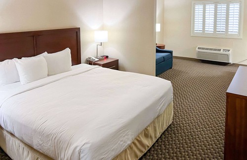 Safford Hotel | Comfort Inn & Suites Thatcher - Safford