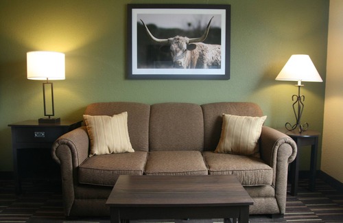 Beeville Hotel | Comfort Inn & Suites