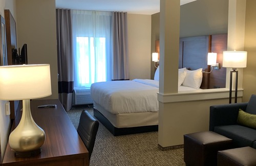 Drayton Plains Hotel | Comfort Inn & Suites