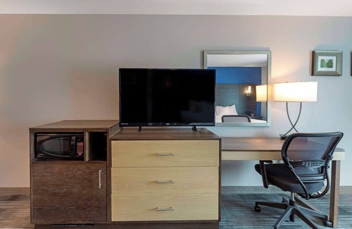 East Ellijay Hotel | Comfort Inn & Suites