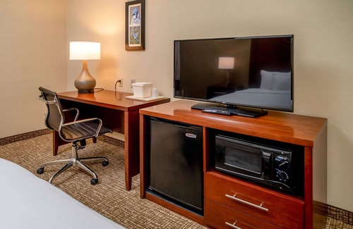 Grundy Hotel | Comfort Inn & Suites