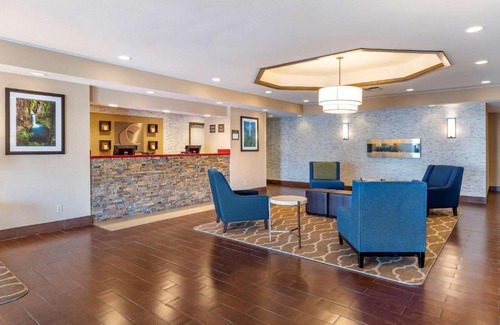 Altamont Hotel | Comfort Inn & Suites