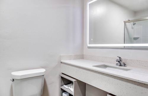 Livingston Hotel | Comfort Inn & Suites