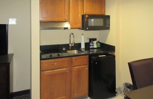 O'Hara Township Hotel | Comfort Inn & Suites