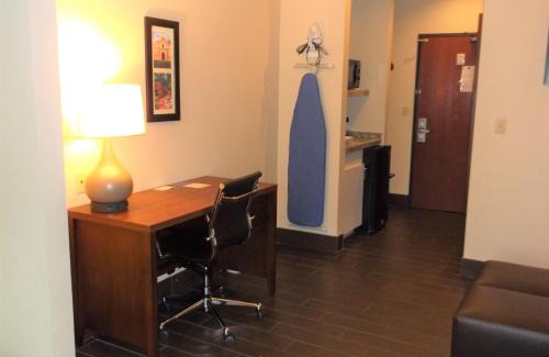 Seguin Hotel | Comfort Inn & Suites