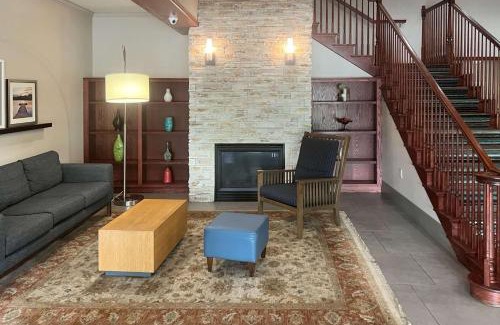 White Bear Lake Hotel | Comfort Inn & Suites St Paul Northeast