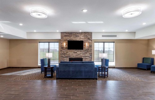 Waller Hotel | Comfort Inn & Suites