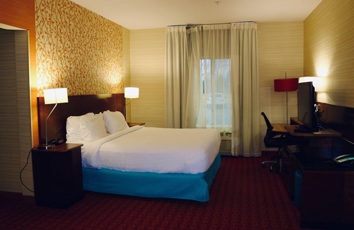 Watervliet Hotel | Comfort Inn & Suites