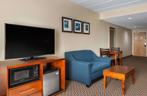 Wildwood Hotel | Comfort Inn & Suites Wildwood - The Villages