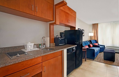 Wilton Hotel | Comfort Inn & Suites Wilton