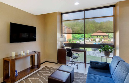 Bluefield Hotel | Comfort Inn