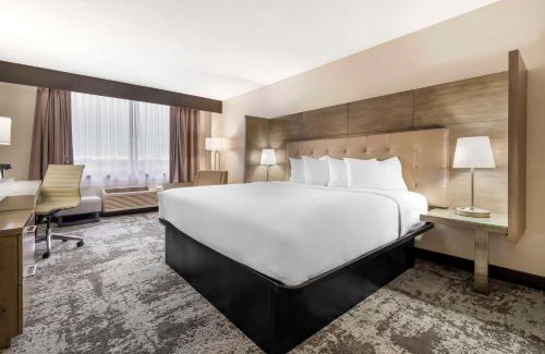 Brooklyn Center Hotel | Comfort Inn