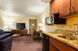Colby Hotel | Comfort Inn