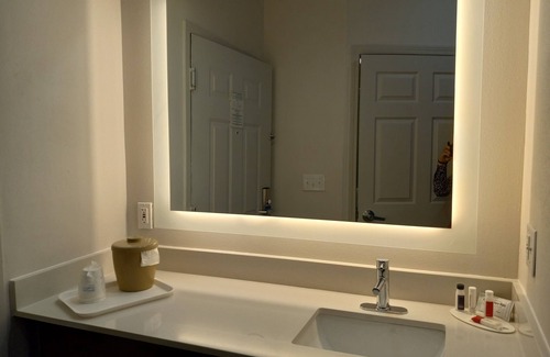 Martinsville Hotel | Comfort Inn