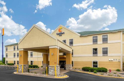 Walcott Hotel | Comfort Inn Walcott near Davenport