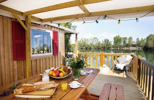 Gravon House | Comfort lodge on the water (5 people)