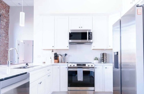 Downtown Condo | Comfort meets luxury in this city condo!