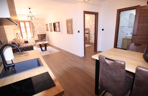 Donje Polje Apartment | Comfort modern apartment in center Cetinje