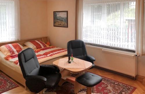Pockau-Lengefeld Apartment | Comfort Near Oberwiesenthal, cleaning included