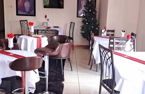 Francistown Bed & Breakfast | Comfort Palace Guesthouse