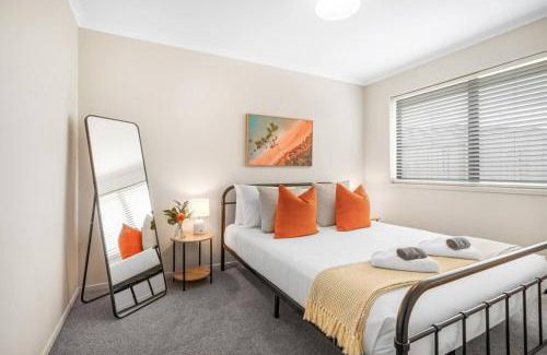 Hamilton House | Comfort, Quiet, Central - By KOSH BNB