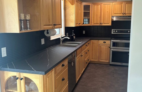 Memramcook House | Comfort, Relaxation & Fun for 15 in Lakeview Home. Everything you need PLUS MORE