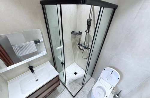 Ulaanbaatar House | Comfort Room with Two Double Beds