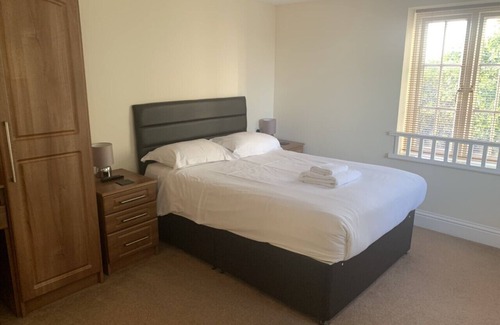 Retford House | Comfort Single Ensuite at The Lawns Guest House