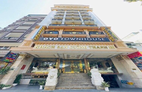District 10 House | Comfort Stay Steps from Children’s Hospital 1