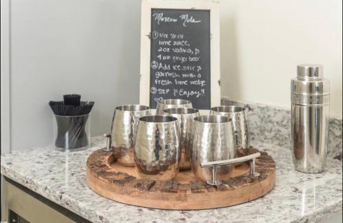 Codman Square Apartment | Comfort Stay