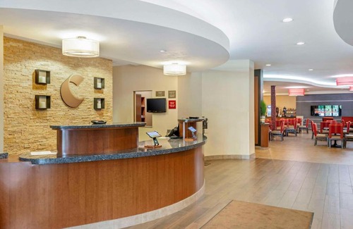 Glen Allen Hotel | Comfort Suites At Virginia Center Commons