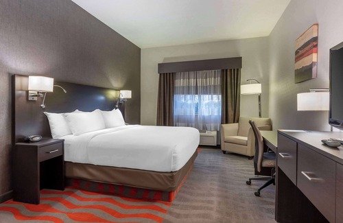 Meridian Hotel | Comfort Suites Boise West Meridian