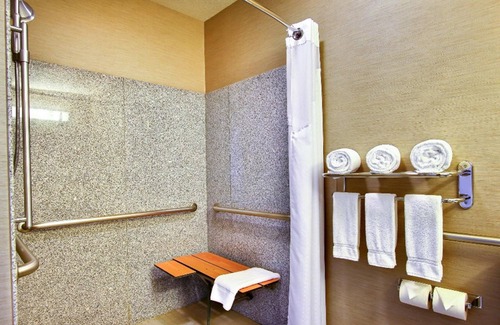 Meridian Hotel | Comfort Suites Boise West Meridian