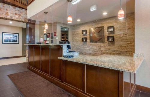 Bridgeport Hotel | Comfort Suites Bridgeport - Clarksburg