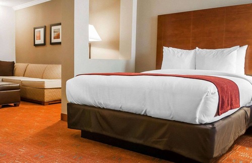 Farmington Hotel | Comfort Suites Farmington