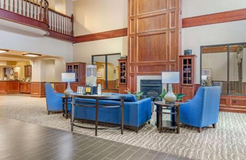 Findlay Hotel | Comfort Suites Findlay I-75 near Sports Complex