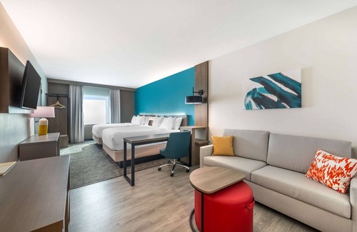 Fort Myers Hotel | Comfort Suites Fort Myers East I-75