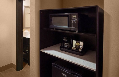 Barker Hotel | Comfort Suites Houston West at Clay Road