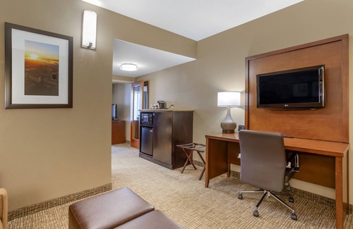 Knoxville Hotel | Comfort Suites Knoxville North