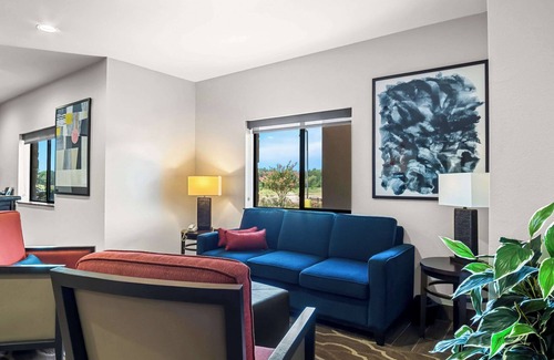 Lindale Hotel | Comfort Suites Lindale - Tyler North