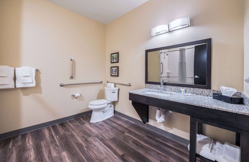 Marysville Hotel | Comfort Suites Marysville Columbus - Northwest