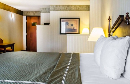 McAlester Hotel | Comfort Suites McAlester