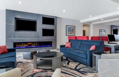 McDonough Hotel | Comfort Suites McDonough Atlanta South
