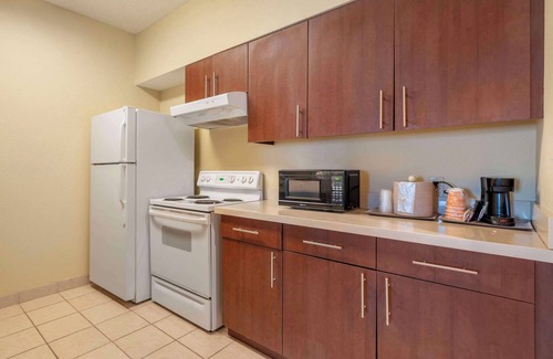 McKinney Hotel | Comfort Suites McKinney - Allen