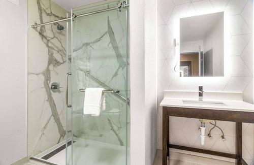 Mount Vernon Hotel | Comfort Suites Mount Vernon