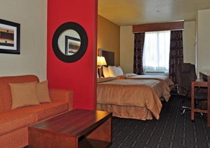 Shamard Heights Hotel | Comfort Suites Natchitoches