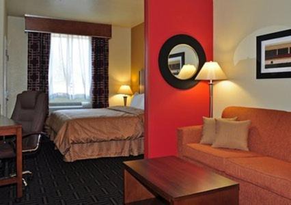 Shamard Heights Hotel | Comfort Suites Natchitoches