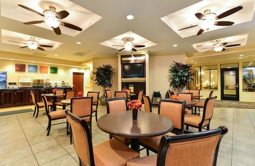 Beaufort Hotel | Comfort Suites near MCAS Beaufort