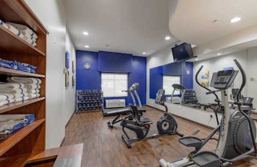 Perrysburg Hotel | Comfort Suites Perrysburg - Toledo South