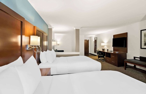 Rensselaer Hotel | Comfort Suites Rensselaer near Fair Oaks
